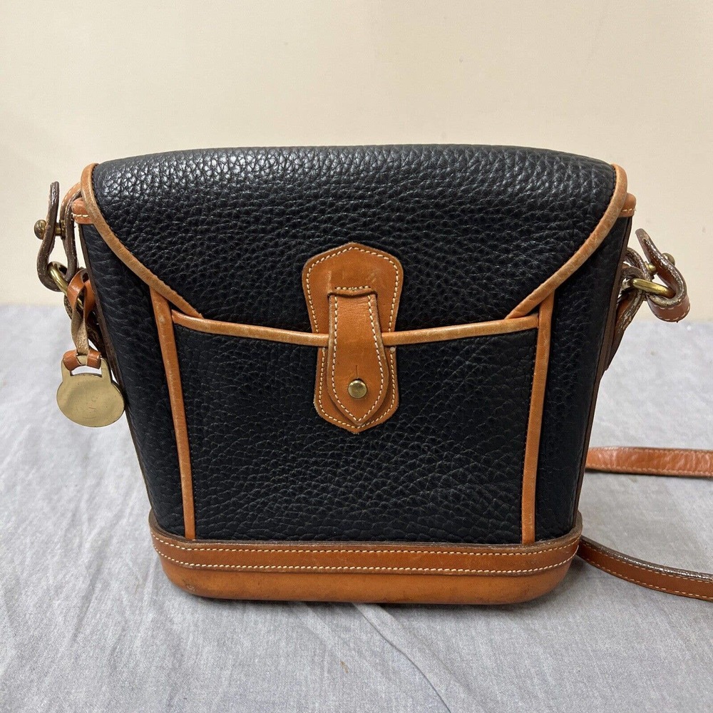 Vintage Dooney & Bourke Black All Weather Leather Crossbody Bag Purse FS Charity - Picture 3 of 13